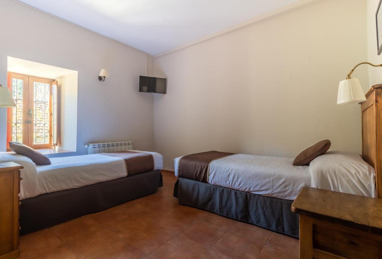 Posada Pena Pintada By Vivere Stays Cercedilla Exterior photo