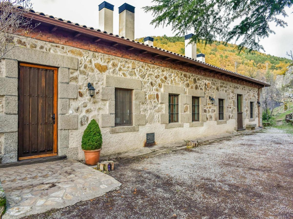 Posada Pena Pintada By Vivere Stays Cercedilla Exterior photo