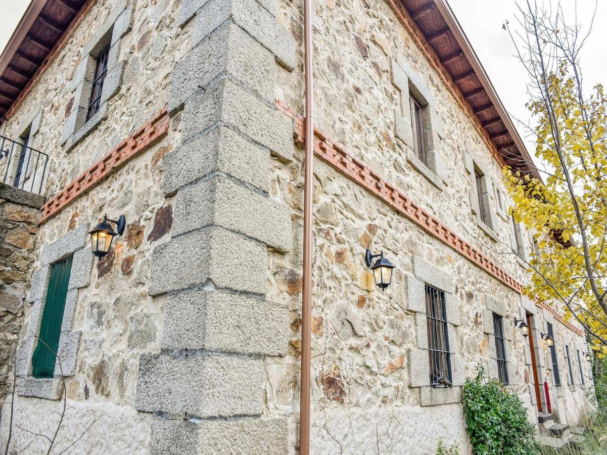 Posada Pena Pintada By Vivere Stays Cercedilla Exterior photo